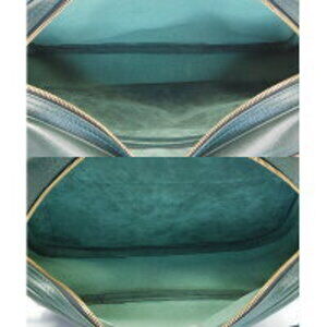 Louis Vuitton Taiga Leather Reporter Epi Green